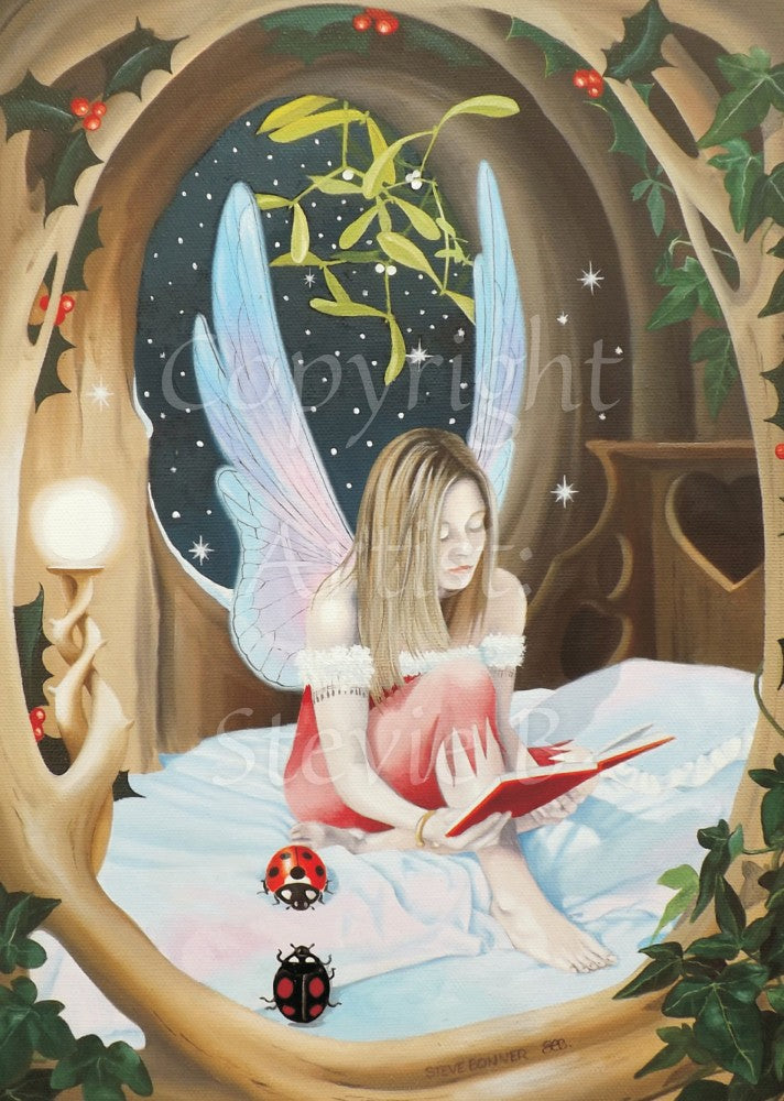A fairy wearing a red and white top and shorts sits on her bed reading, facing the viewer.  Two ladybirds sit with her on the bed. Her bed is enclosed in an organically-shaped wooden frame with holly and ivy growing around it. A sprig of mistletoe hangs overhead. Behind the fairy is a window, looking out to a starry sky.